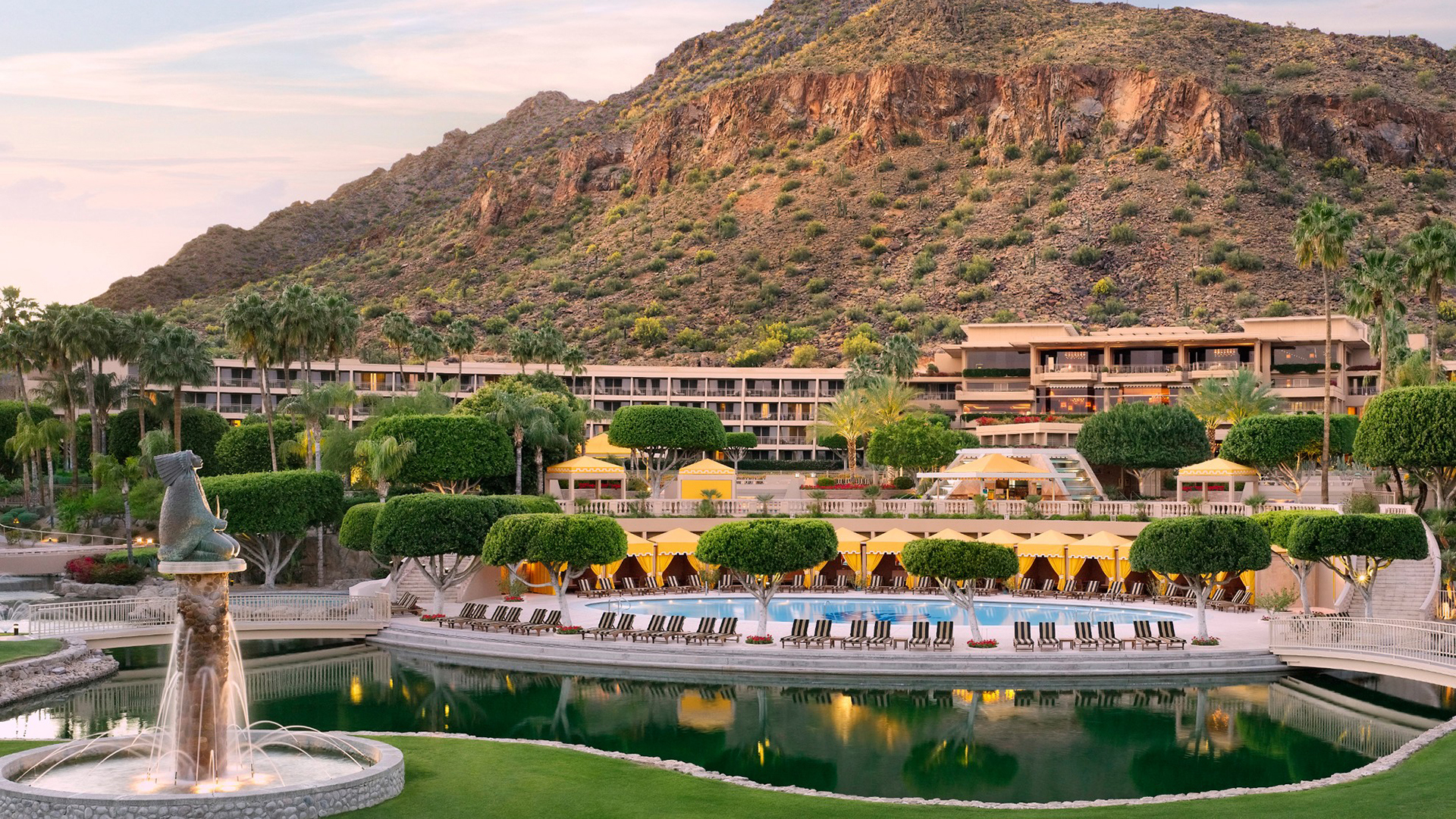 USA, Luxury Arizona Holidays, The Phoenician, Exterior resort view