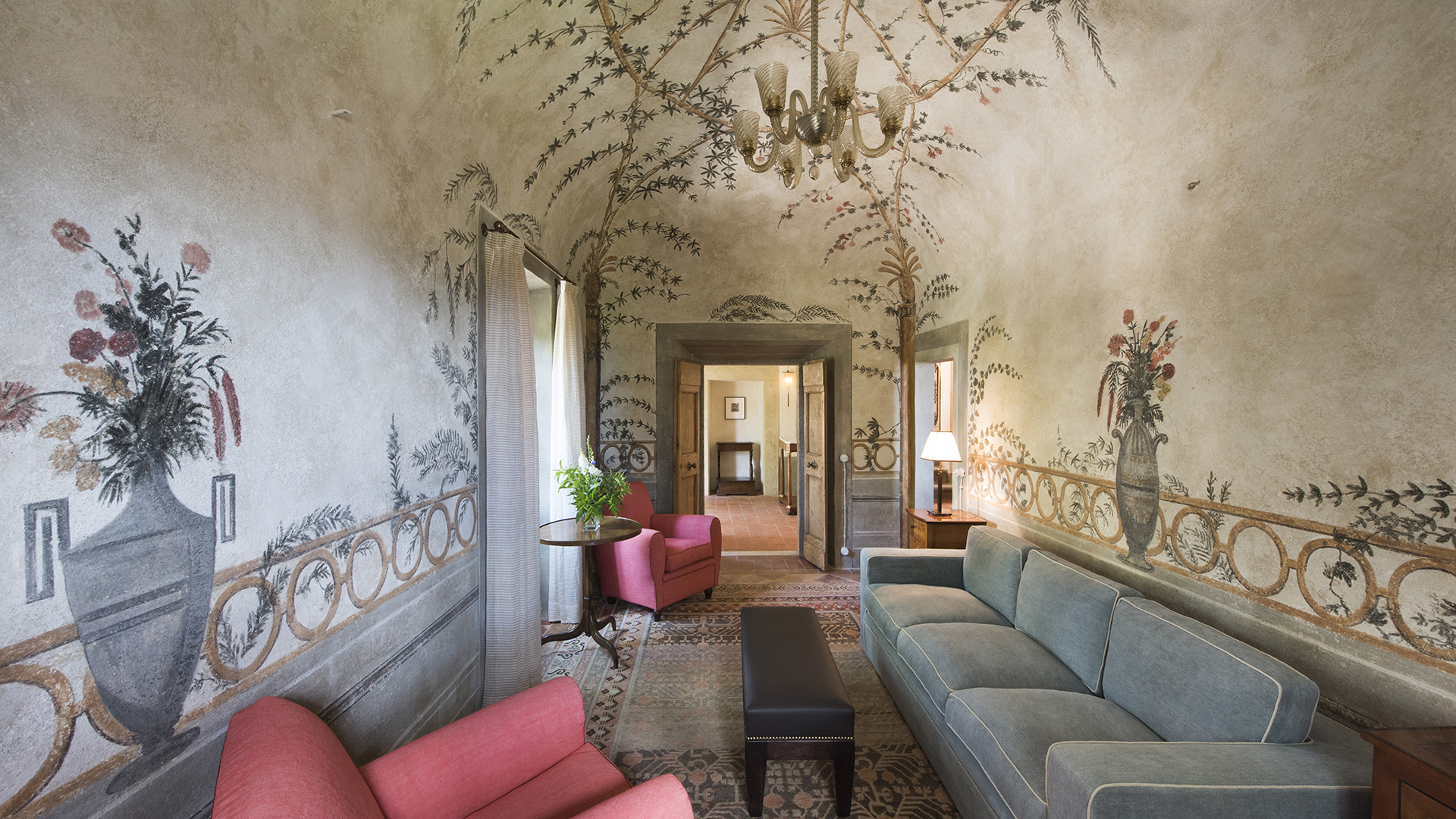 Europe, Italy, Tuscany, Borgo Pignano, Exceptional Arts