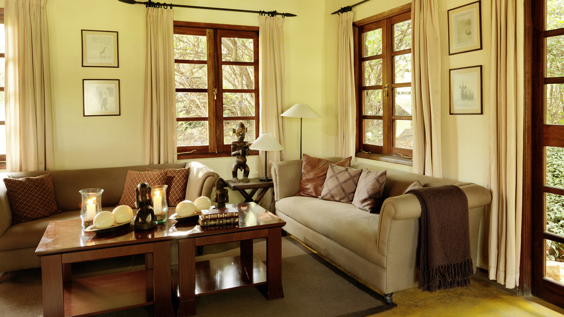 Africa, Kenya, Mara bushtops, Interior