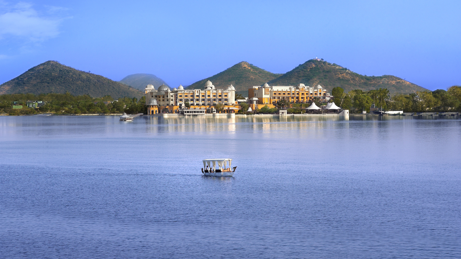 Worldwide, India, Leela udaipur, Hotel exterior