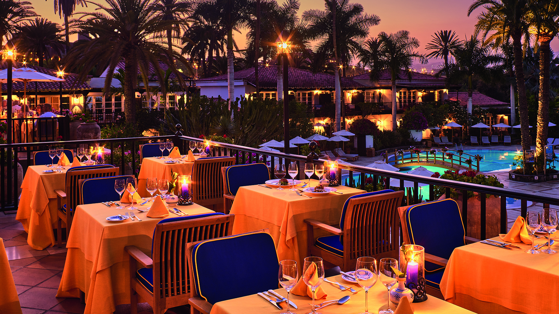 Europe, Luxury Gran Canaria Holidays, Seaside Grand Hotel Residencia, Outdoor dining