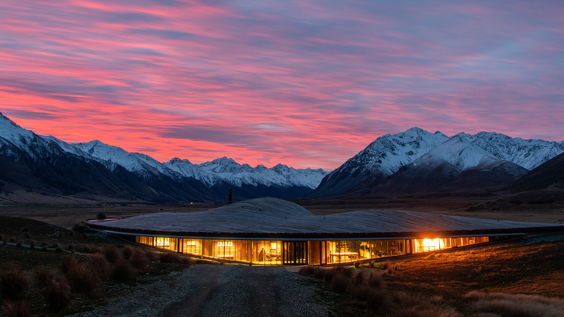 Wordwide, New Zealand, The Lindis, Exterior