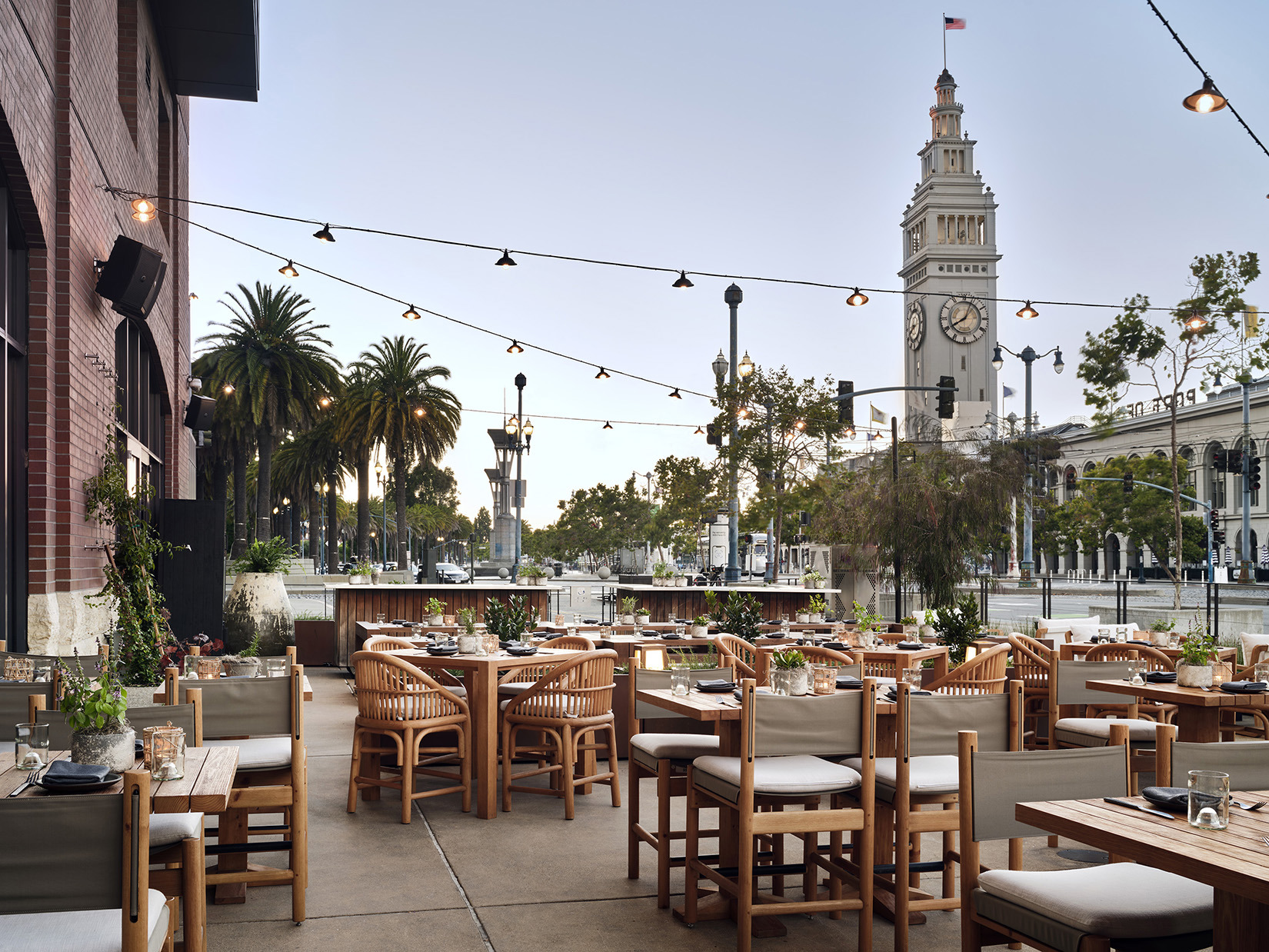 North America, USA, California, 1 Hotel San Francisco, Restaurant Terrene Patio