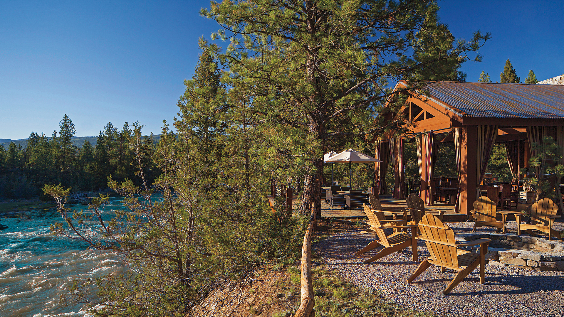 USA, Luxury Montana Holidays, The Resort at Paws Up, Cliffside Camp