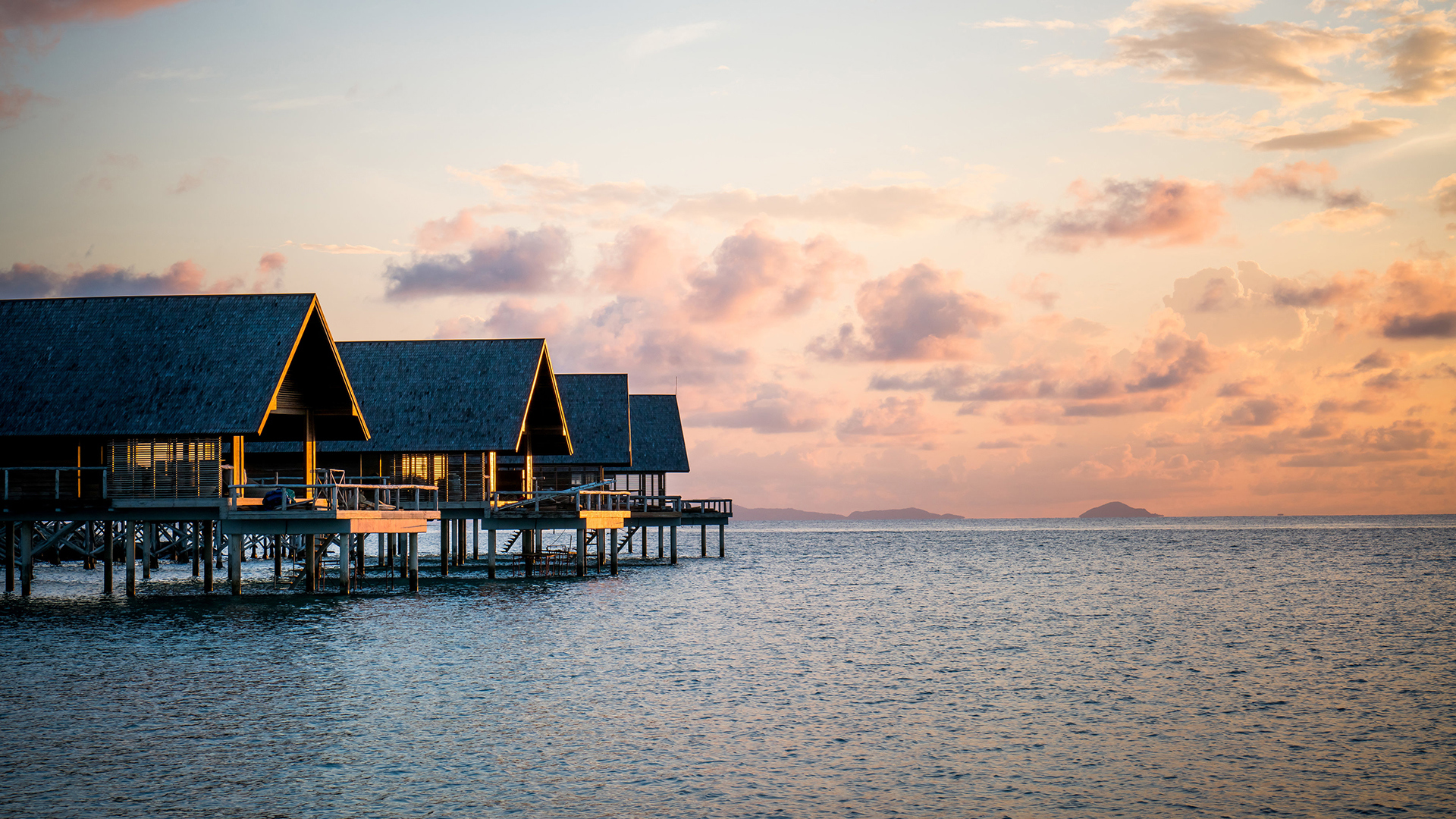 Worldwide, Indonesia, Bawah Reserve, Overwater Bungalows