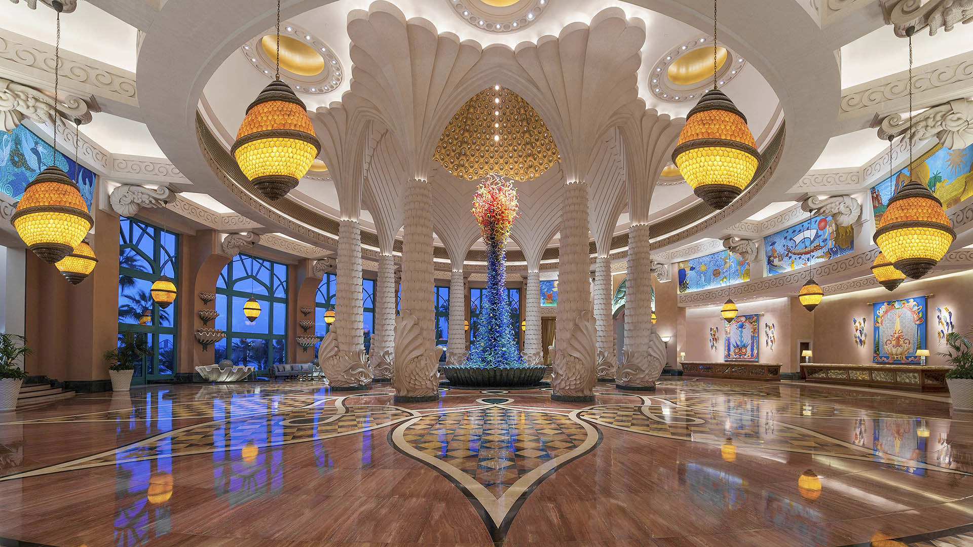 Atlantis The Palm Dubai Carrier Luxury Holidays