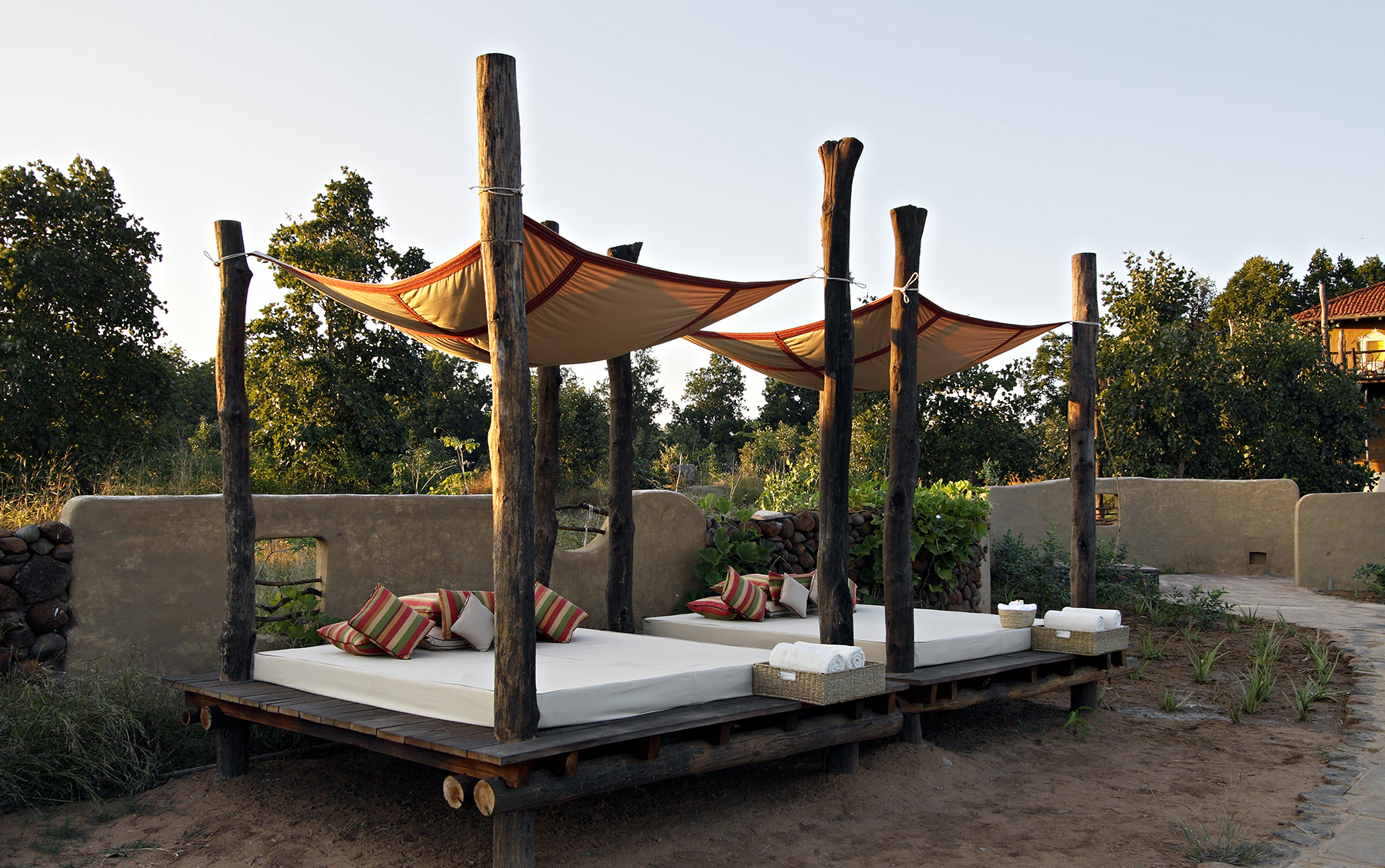 Asia, India, Samode Safari Lodge, day beds