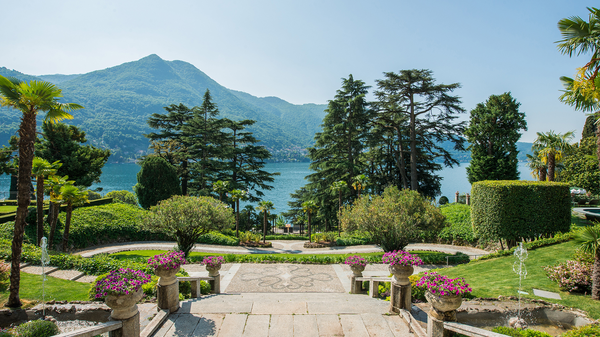 Europe, Italy, Como, Passalacqua, Staircase and gardens