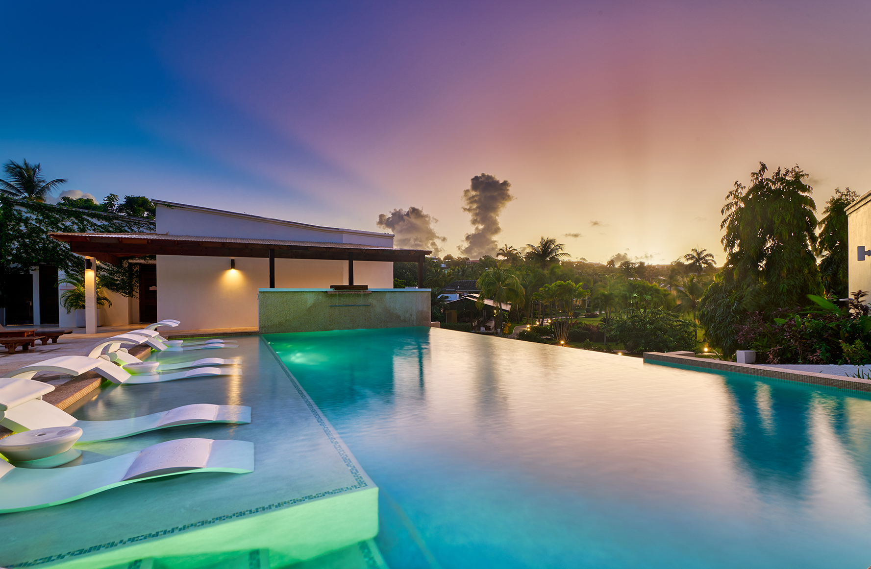 Caribbean & Mexico, Grenada, Calabash Hotel, infinity pool and sun loungers
